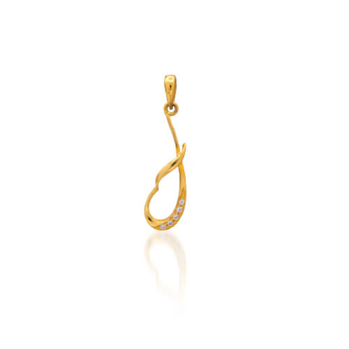 featured-going with trend gold pendant